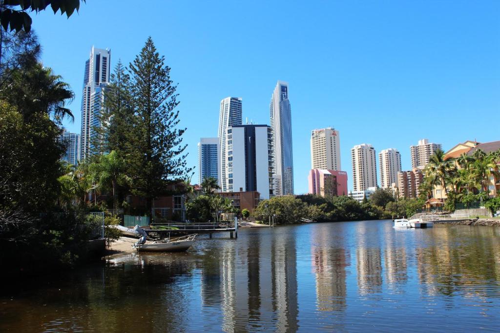 Surfers Del Rey Aparthotel Gold Coast Exterior foto