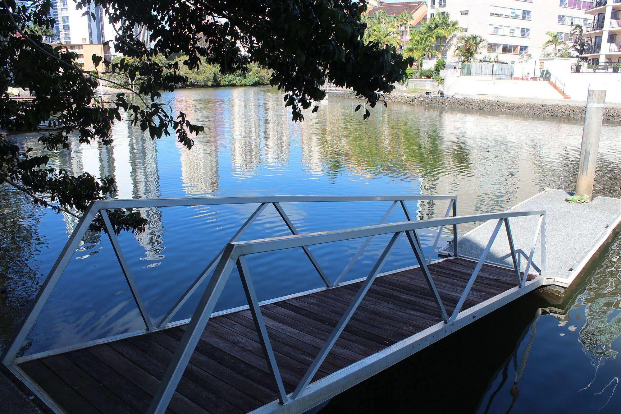 Surfers Del Rey Aparthotel Gold Coast Exterior foto